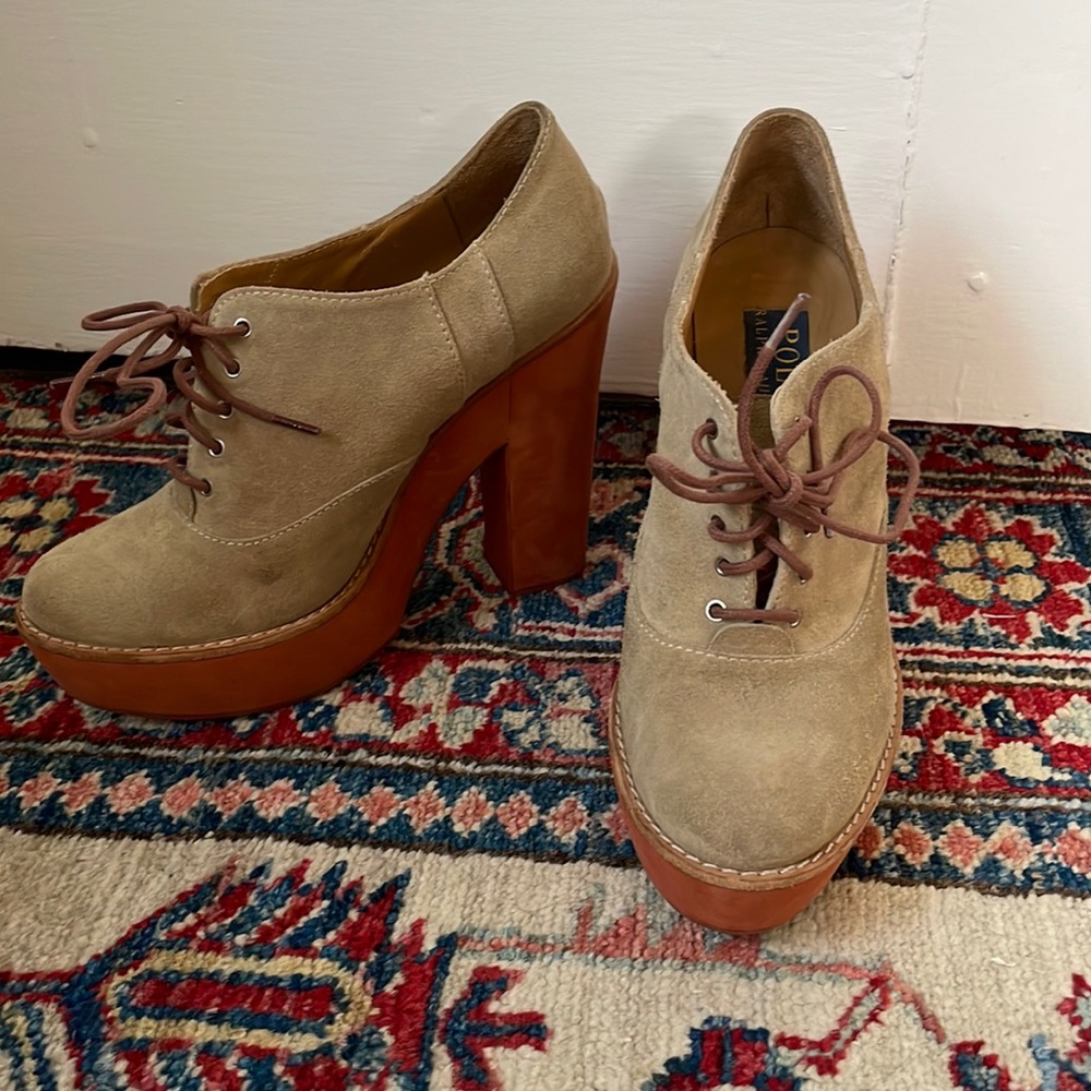 Ralph Lauren  Polo nubuck heels